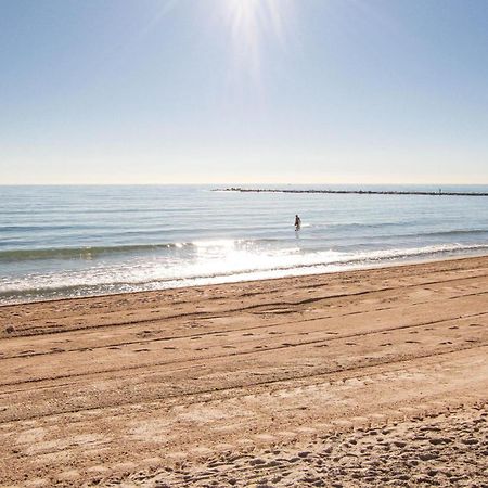 Gorgeous Apartment In El Campello With Wifi Екстериор снимка